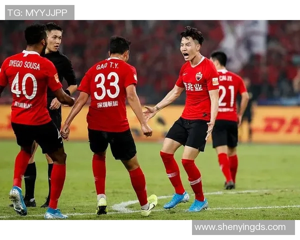 杭州足球队耐力变革引发热议球迷期待新赛季表现提升 杭州足球队耐力变革引发热议球迷期待新赛季表现提升