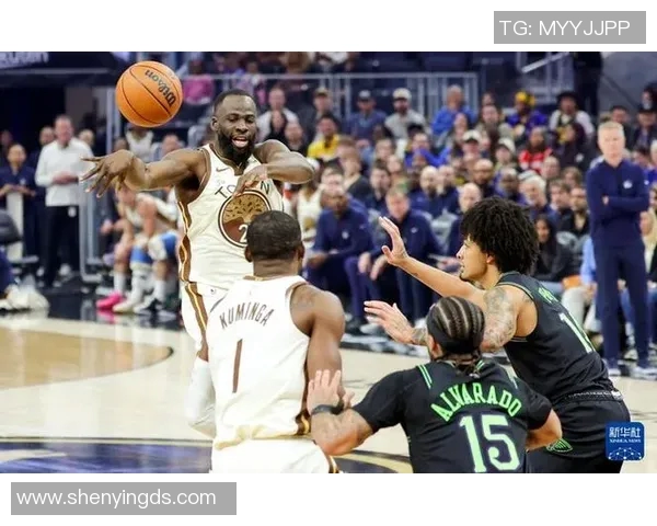 2015年NBA季后赛勇士与鹈鹕对决精彩比分回顾与分析