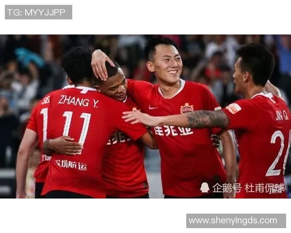 恒大与重庆精彩对决回放分析及比赛亮点总结