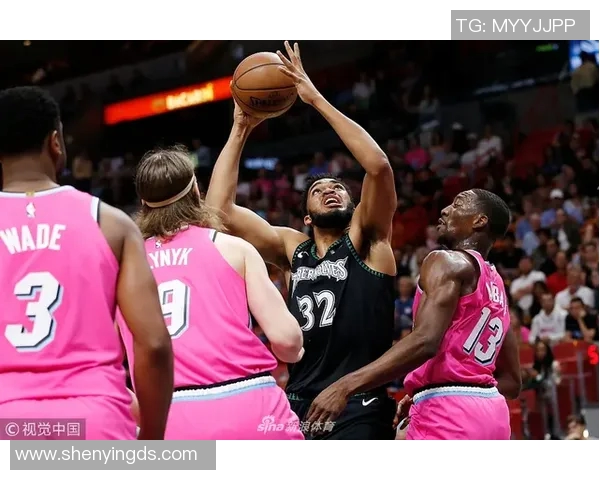 森林狼与猛龙激战正酣谁能在这场对决中笑到最后