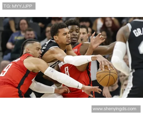 火箭与马刺季后赛激烈对抗背后的恩怨情仇与篮球传奇