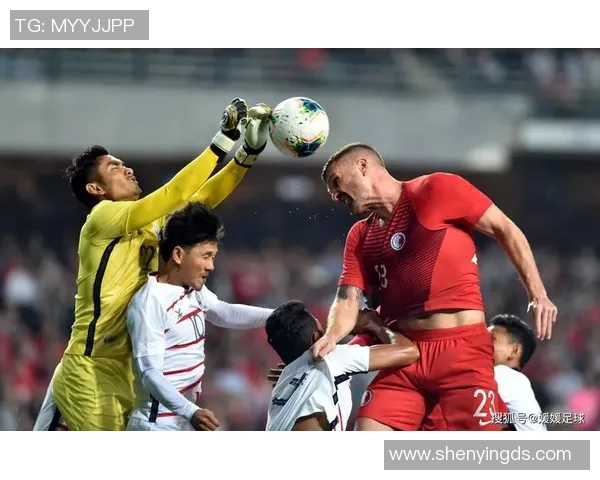 德黑兰与胡泽斯坦的激烈对决揭示伊朗足球的竞争魅力与发展潜力 德黑兰与胡泽斯坦的激烈对决揭示伊朗足球的竞争魅力与发展潜力